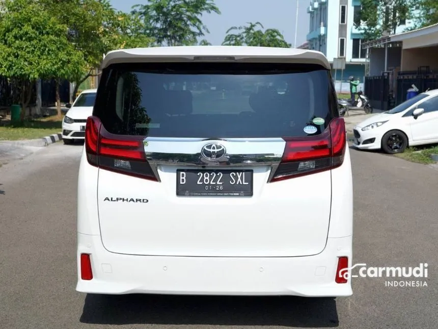 2015 Toyota Alphard SC MPV