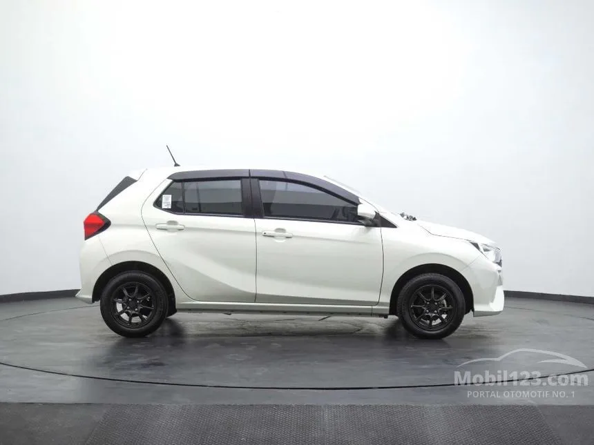 Jual Mobil Daihatsu Ayla 2023 X 1.0 di Jawa Barat Automatic Hatchback Putih Rp 138.000.000
