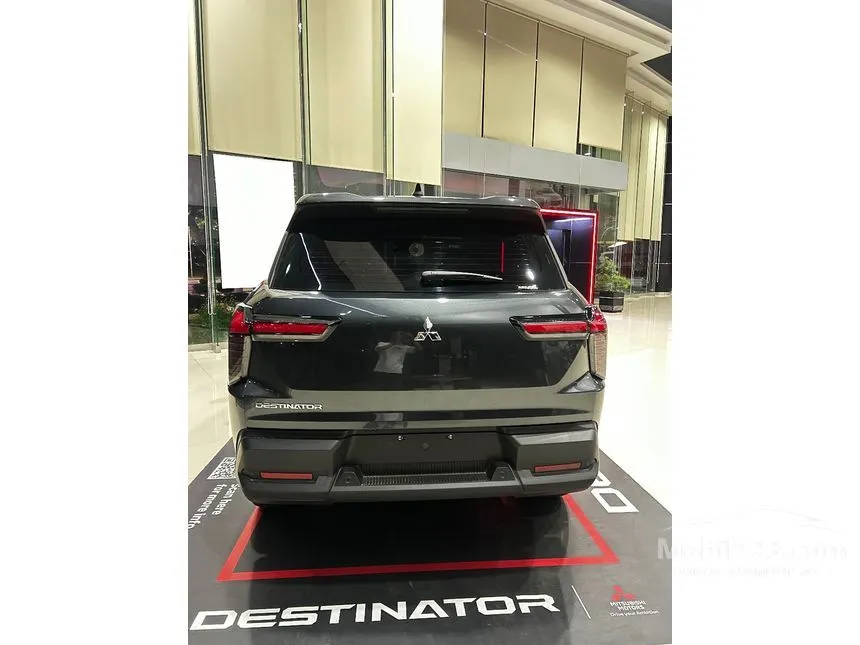 2025 Mitsubishi Destinator GLS SUV