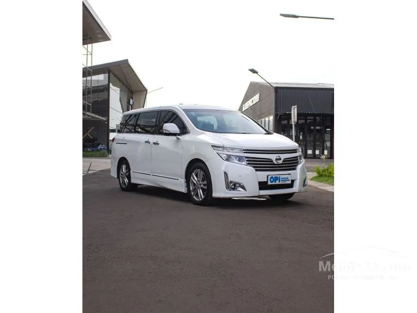 Jual Mobil Nissan Elgrand 2013 Highway Star 3.5 di DKI Jakarta Automatic MPV Putih Rp 230.000.000