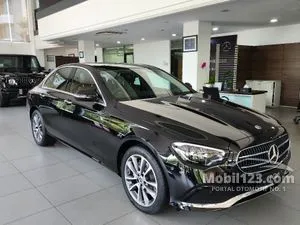 2023 Mercedes-Benz E200 2.0 Avantgarde Sedan