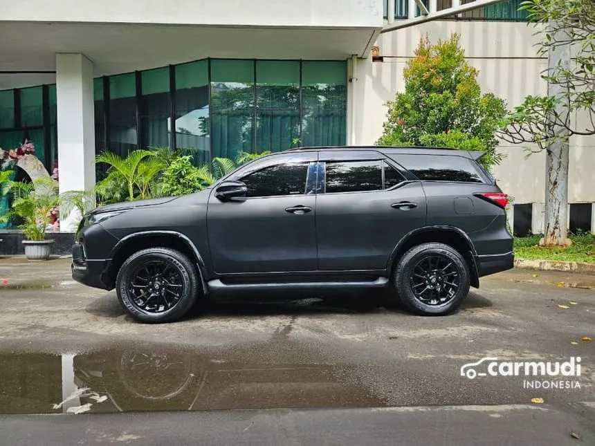 2022 Toyota Fortuner VRZ 4X2 SUV
