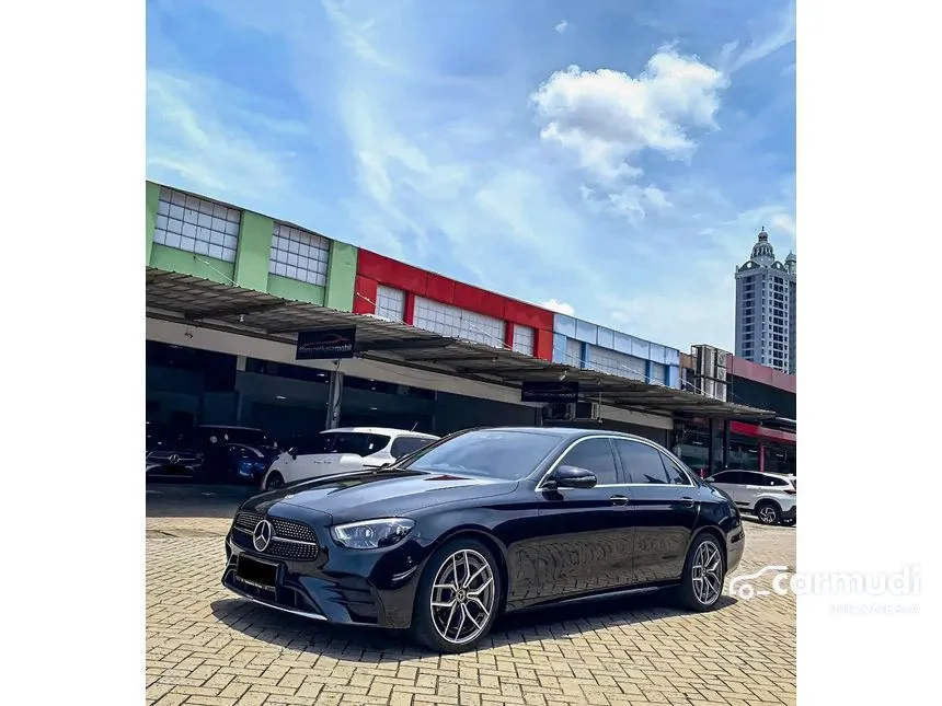 2022 Mercedes-Benz E300 AMG Line Sedan