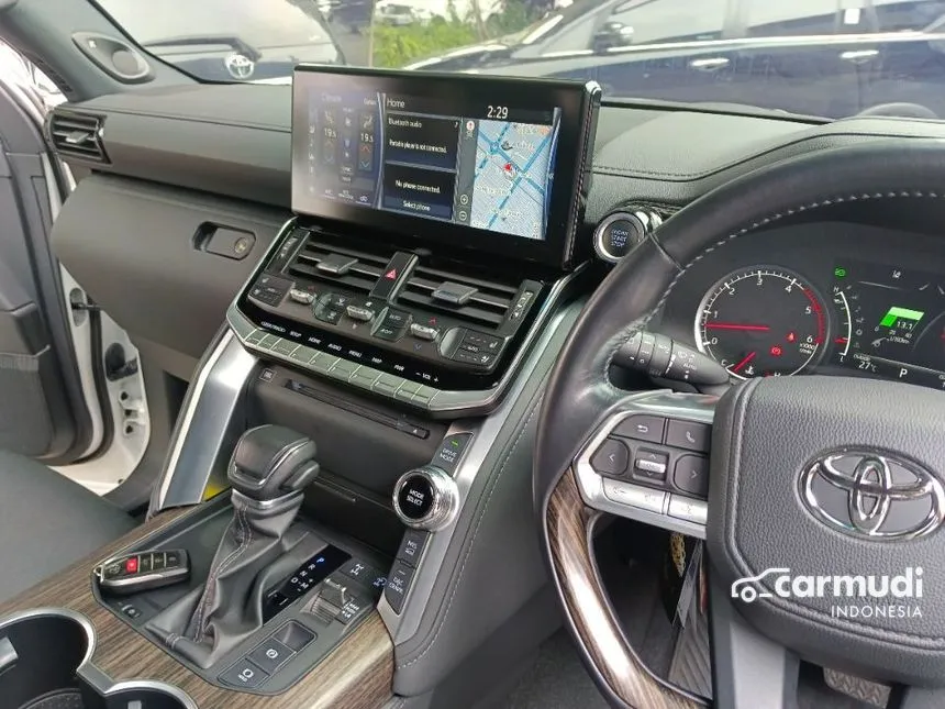 2022 Toyota Land Cruiser 300 VX-R 70th Anniversary SUV