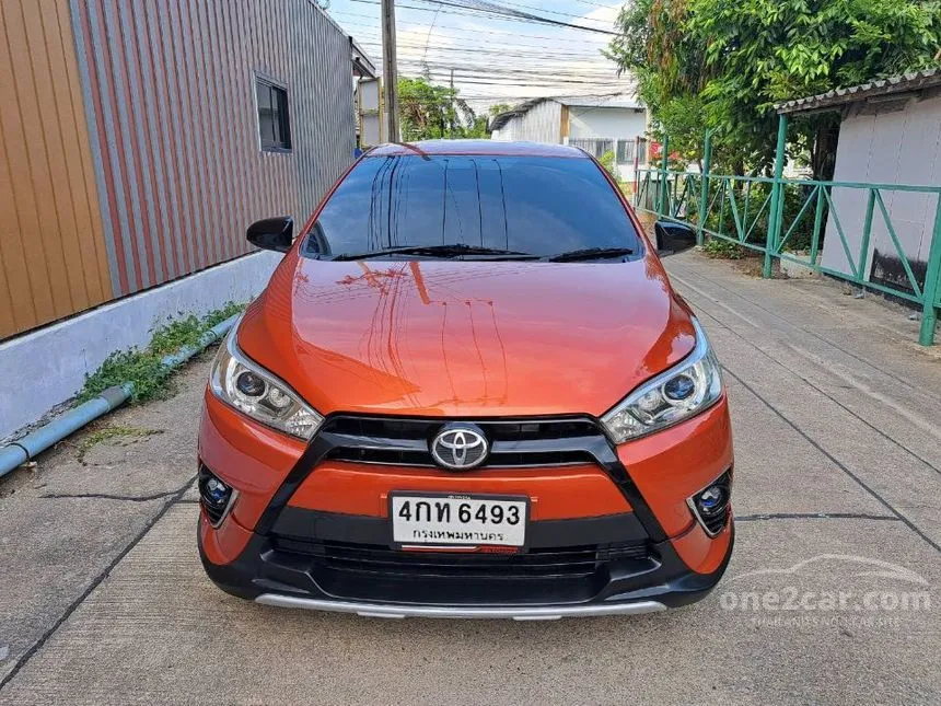 2014 Toyota YARIS E Hatchback
