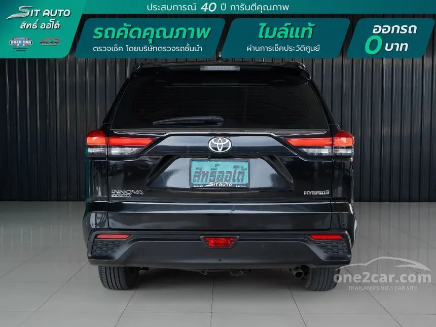 2023 Toyota INNOVA Zenix HEV Premium Wagon
