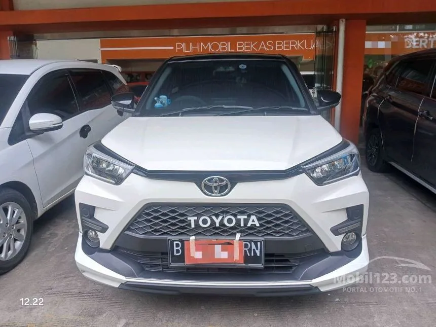 Jual Mobil Toyota Raize 2021 GR Sport (2 Tone) 1.0 di Banten Automatic SUV Putih Rp 209.000.000
