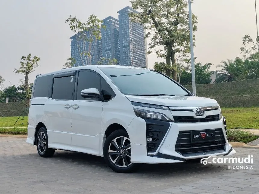 Jual Mobil Toyota Voxy 2019 2.0 di Jawa Barat Automatic Wagon Putih Rp 312.000.000