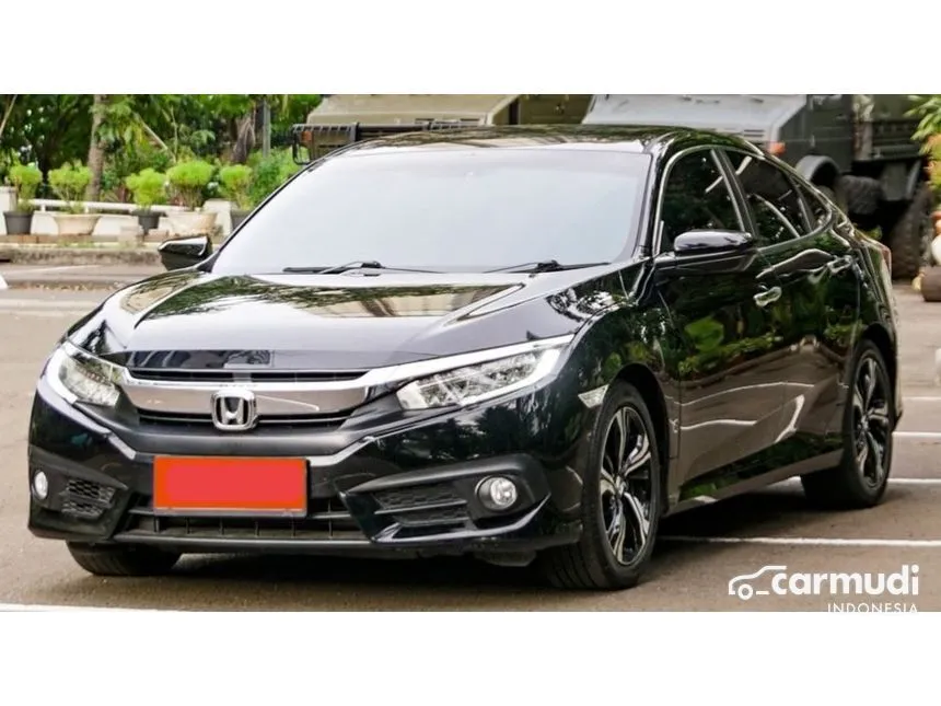 2018 Honda Civic ES Sedan