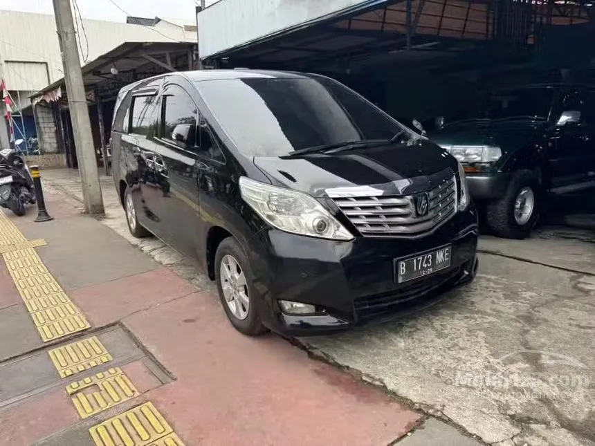 2011 Toyota Alphard G MPV