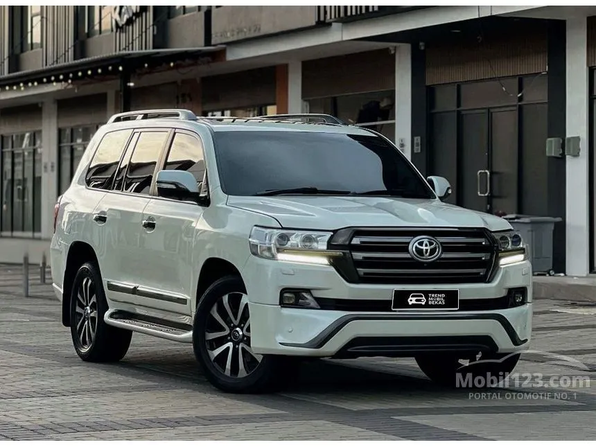 2014 Toyota Land Cruiser 200 Full spec SUV
