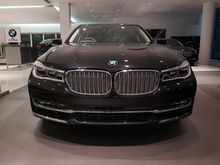 DISKON BONUS TERBESAR TERBAIK SE INDONESIA, BUNGA 0 PERSEN, DIJAMIN PUAS UNTUNG 2018 BMW 740Li 3.0 Sedan