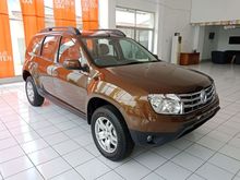 PROMO DAN BONUS MENARIK MOBIL Renault Duster 1.5 RxL SUV