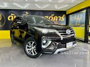 2016 Toyota FORTUNER 2.4 V SUV