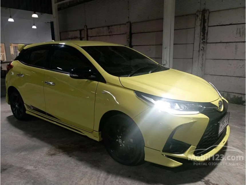 Jual Mobil Toyota Yaris 2022 GR Sport 3 AB 1.5 di DKI Jakarta Automatic Hatchback Kuning Rp 235.000.000