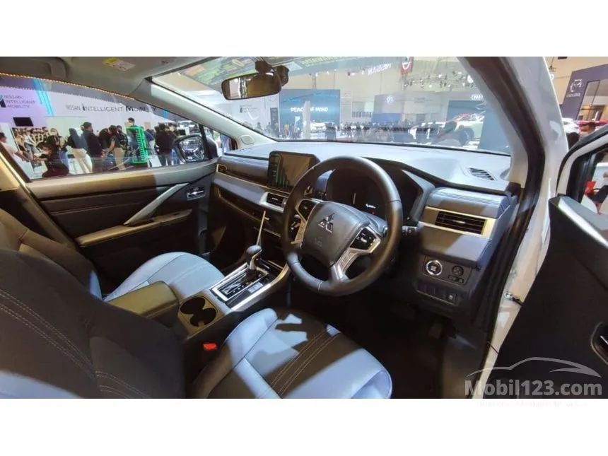 2023 Mitsubishi Xpander CROSS Wagon