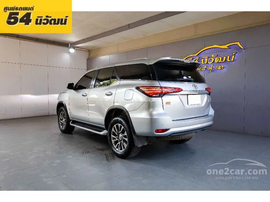 2020 Toyota FORTUNER V SUV