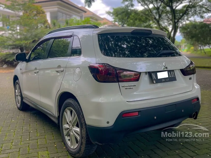 Jual Mobil Mitsubishi Outlander Sport 2012 PX 2.0 di Jawa Timur Automatic SUV Putih Rp 155.000.000