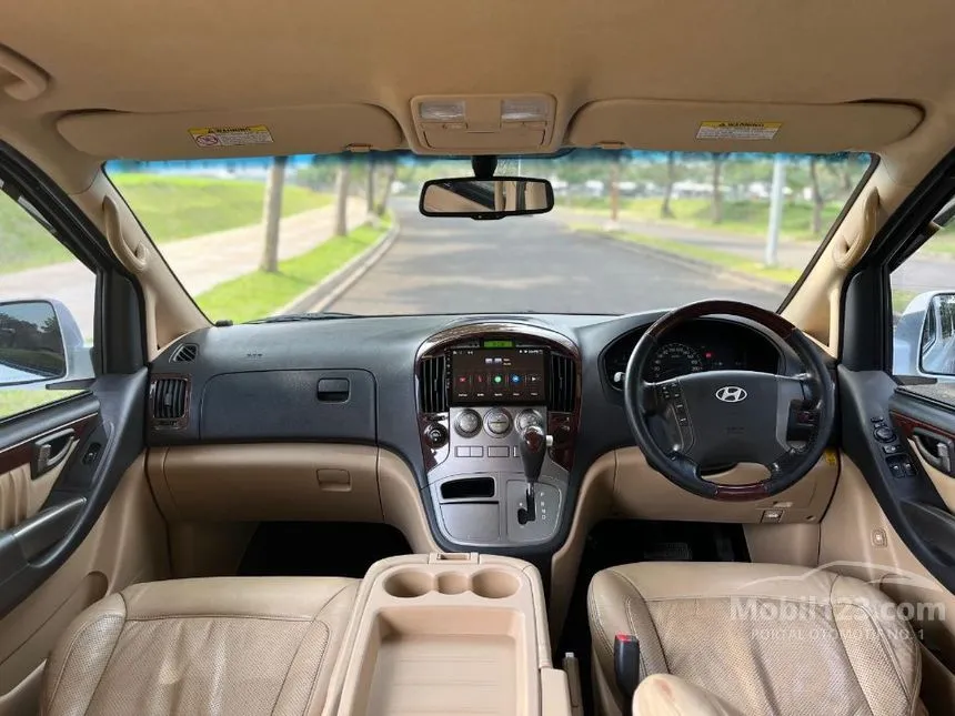 2015 Hyundai H-1 Royale Next Generation MPV