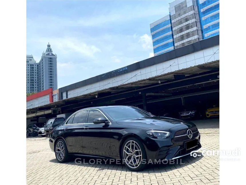 2022 Mercedes-Benz E300 AMG Line Sedan