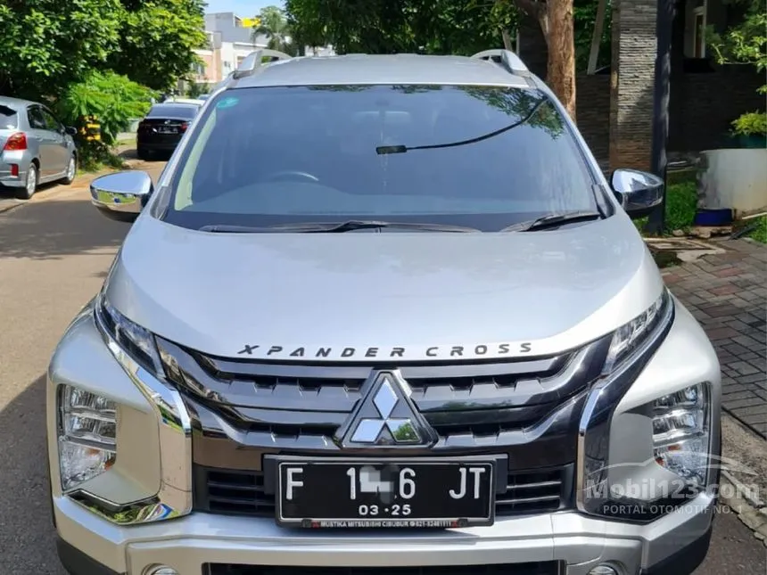Jual Mobil Mitsubishi Xpander 2020 CROSS Premium Package 1.5 di Jawa Barat Automatic Wagon Silver Rp 230.000.000