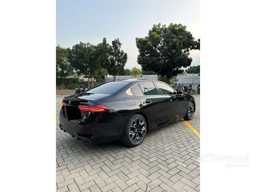 2024 BMW i5 eDrive40 M Sport Sedan