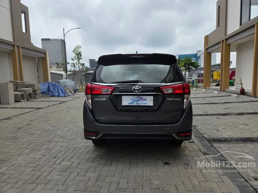 2021 Toyota Kijang Innova Venturer MPV