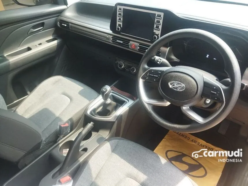 Jual Mobil Hyundai Stargazer 2024 Active 1.5 di DKI Jakarta Manual Wagon Silver Rp 249.000.999