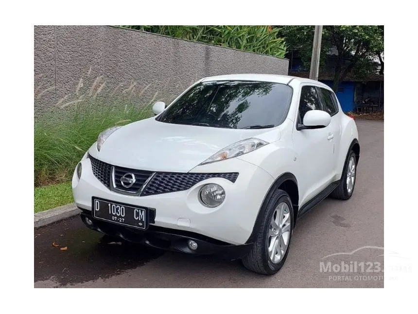 Jual Mobil Nissan Juke 2011 RX 1.5 di Jawa Barat Automatic SUV Putih Rp 107.500.000