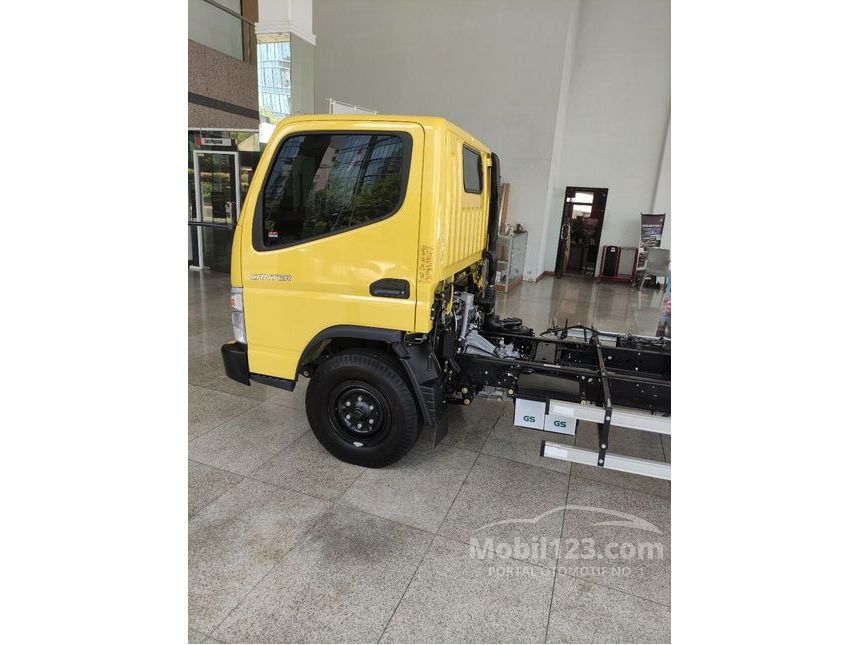2021 Mitsubishi Colt Diesel FE71 PS Truck