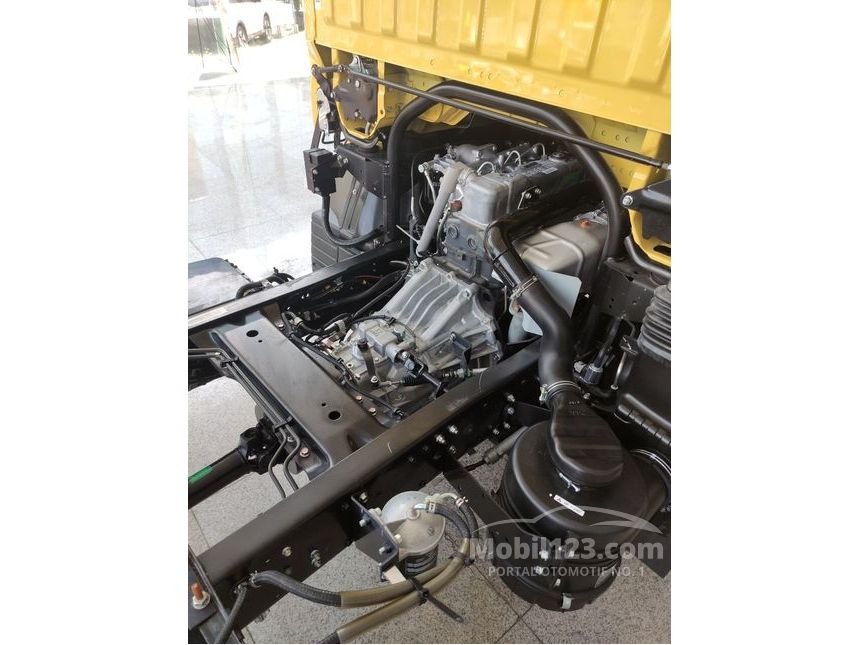 2021 Mitsubishi Colt Diesel FE71 PS Truck