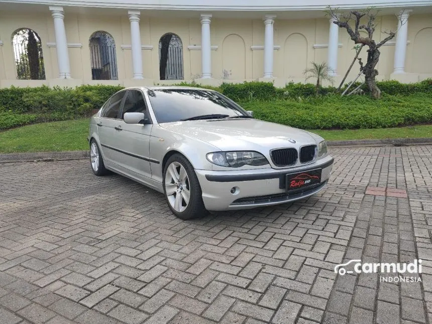 Jual Mobil BMW 318i 2003 2.0 di Banten Automatic Sedan Abu