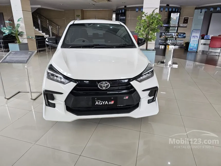 Jual Mobil Toyota Agya 2024 GR Sport 1.2 di Jawa Barat Automatic Hatchback Putih Rp 180.400.000