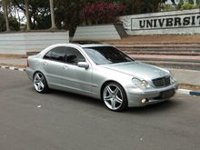 2003 Mercedes-Benz C240 2.6 Elegance Sedan