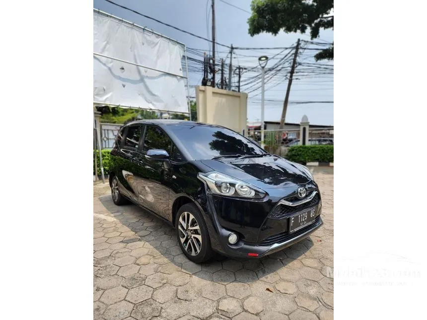 Jual Mobil Toyota Sienta 2019 V 1.5 di DKI Jakarta Automatic MPV Hitam Rp 189.000.000