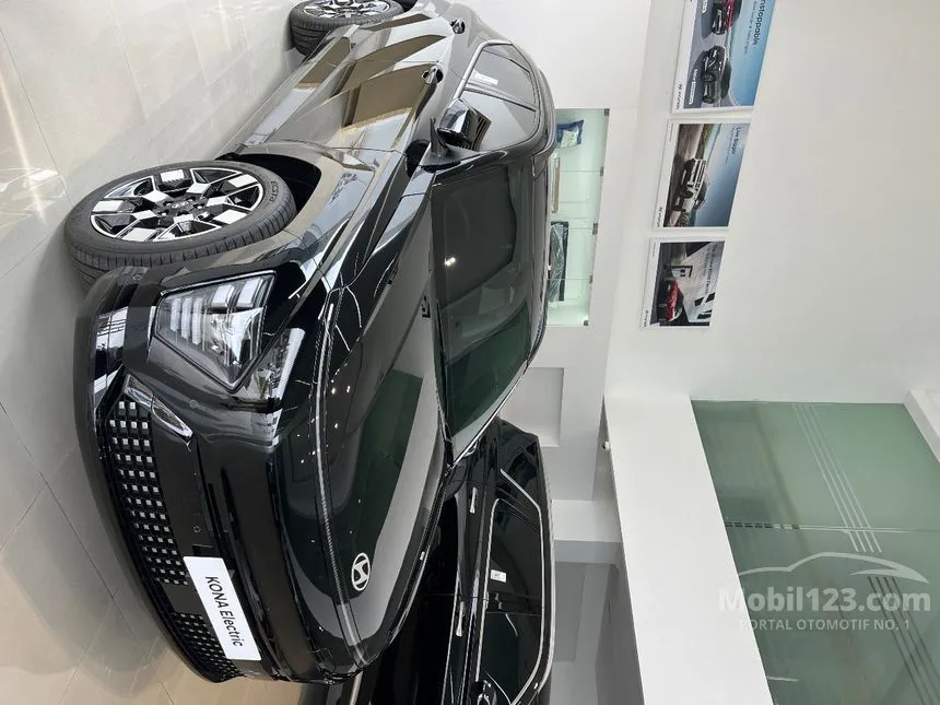 Jual Mobil Hyundai Kona 2025 Signature Long Range di DKI Jakarta Automatic SUV Hitam Rp 590.000.000