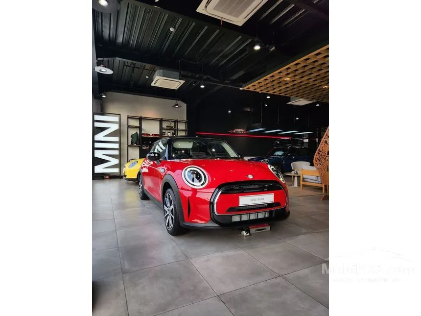 Jual Mobil MINI Cooper 2024 1.5 di Jawa Timur Automatic Hatchback Merah Rp 865.000.000