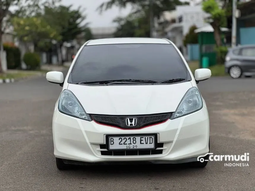 Jual Mobil Honda Jazz 2012 1.5 di Banten Automatic Hatchback Putih Rp 125.000.000