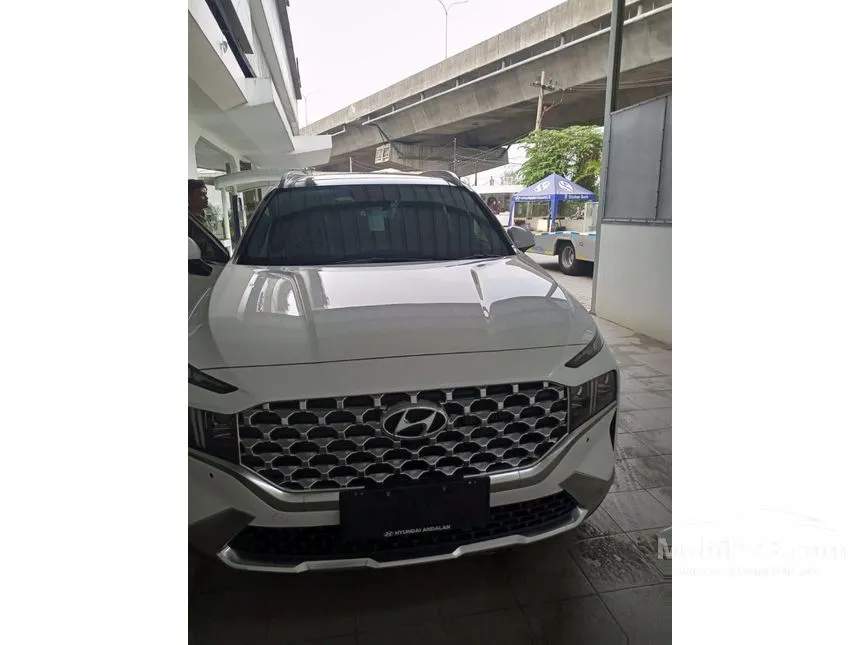 Jual Mobil Hyundai Santa Fe 2024 CRDi Signature 2.2 di Banten Automatic SUV Putih Rp 685.000.000