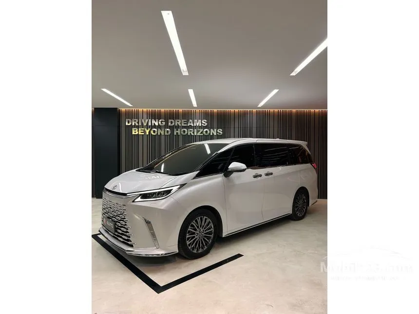 Jual Mobil Lexus LM 350h 2024 7 Seater 2.5 di DKI Jakarta Automatic MPV Putih Rp 1.999.000.000