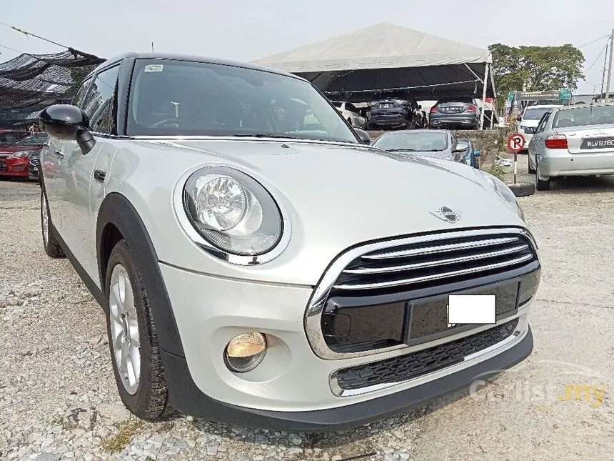 2017 MINI 5 Door Cooper Hatchback