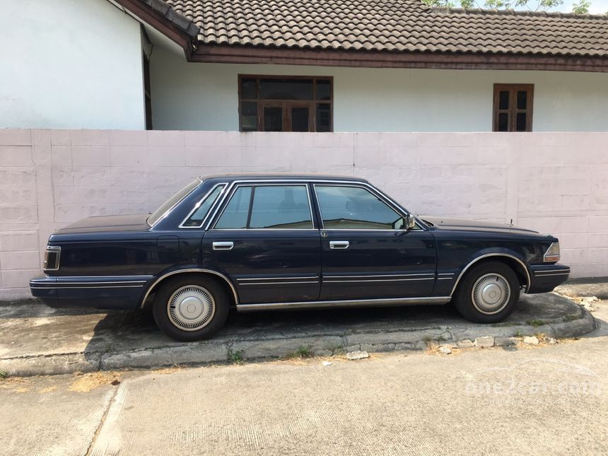 Nissan cedric 1987