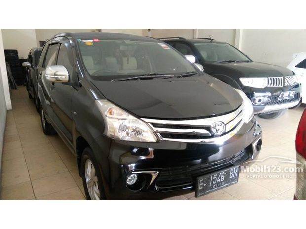  Harga  Mobil  Bekas  Toyota Avanza  Tahun 2021 Tentang Tahun