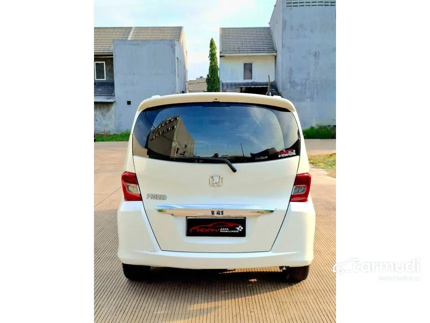 2013 Honda Freed S MPV