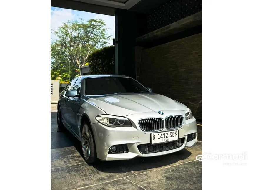 Jual Mobil BMW 523i 2010 2.5 di DKI Jakarta Automatic Sedan Abu