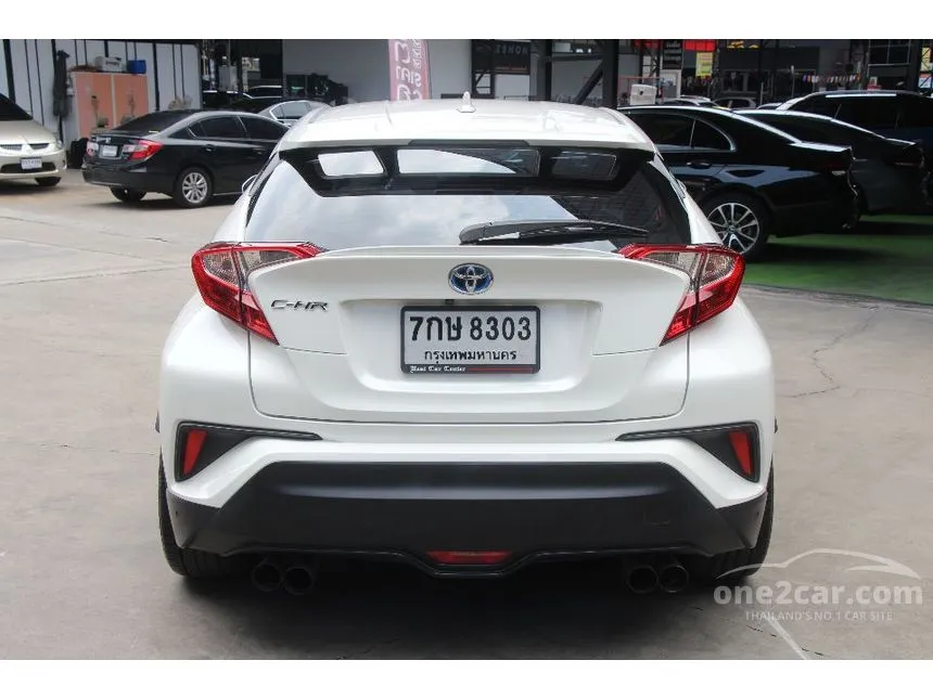 2018 Toyota C-HR Mid SUV