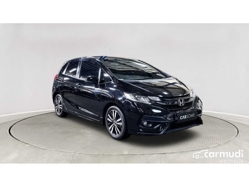 mobil honda jazz hitam