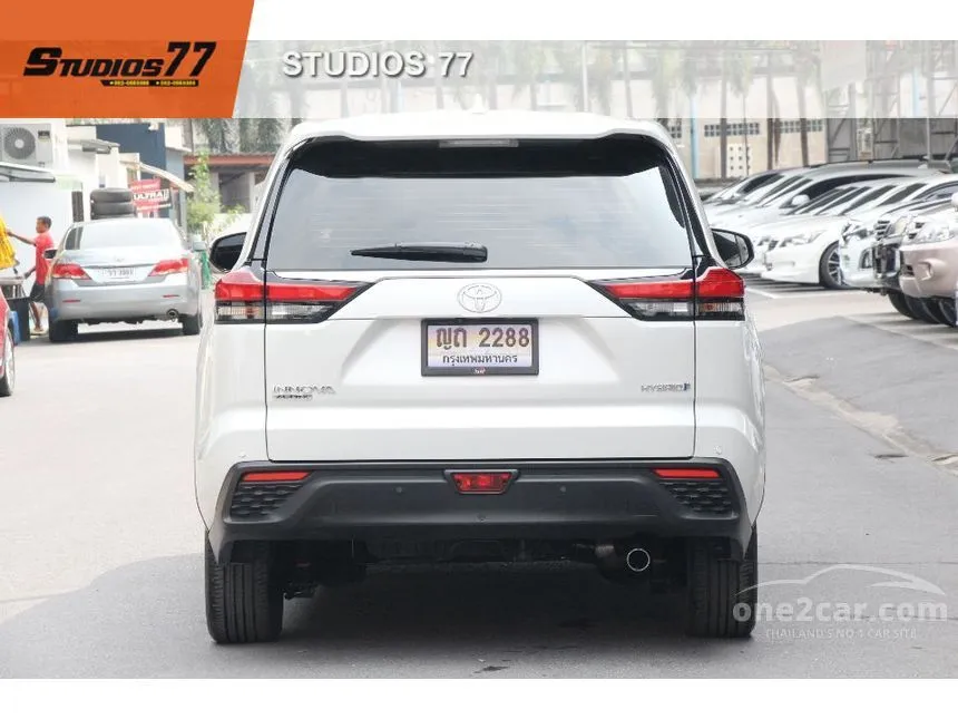 2024 Toyota INNOVA Zenix HEV Smart Wagon