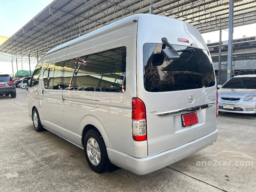 2012 Toyota HIACE D4D Van