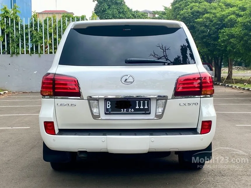 2011 Lexus LX 570 SUV